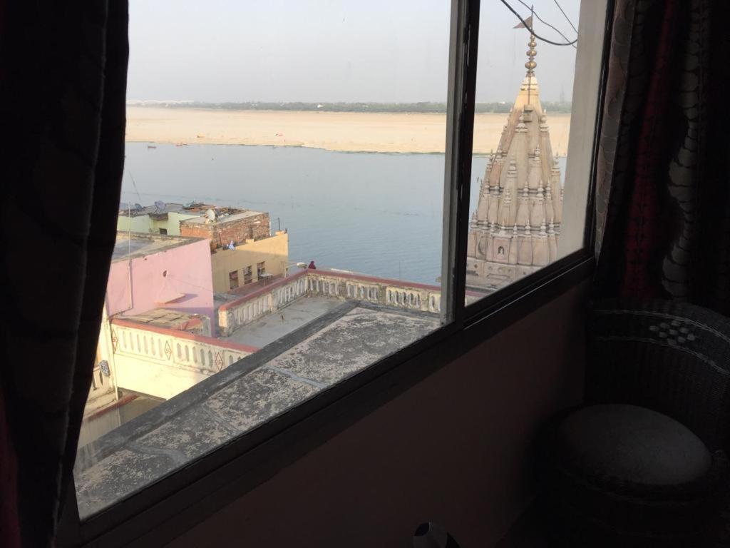 P G On Ganges Варанасі Екстер'єр фото